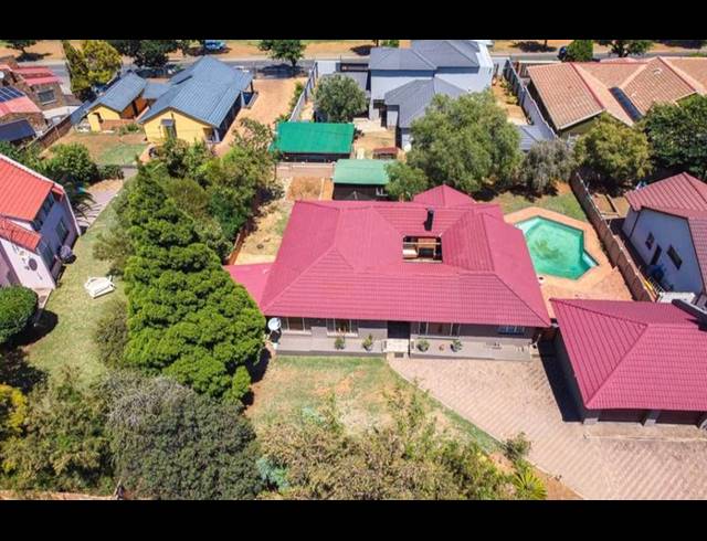 4 BEDROOM HOUSE FOR SALE IN MULBARTON
